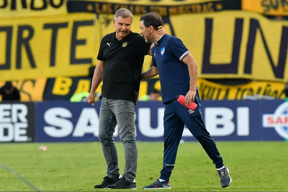 Peñarol y Nacional jugarán el mismo día por la fecha 11