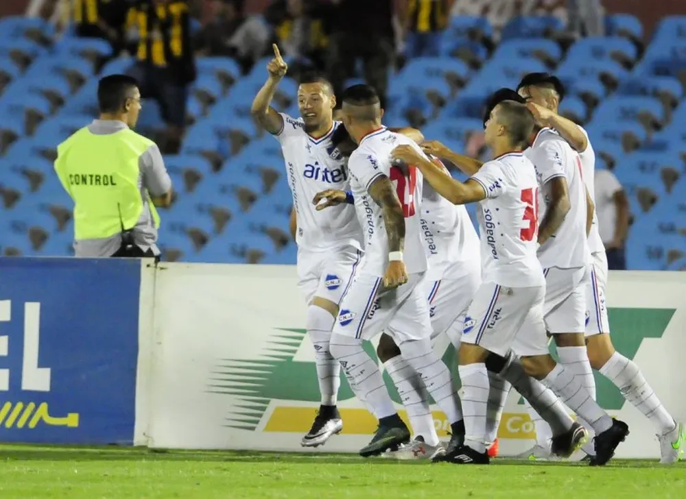 Así festejó su gol Nico López