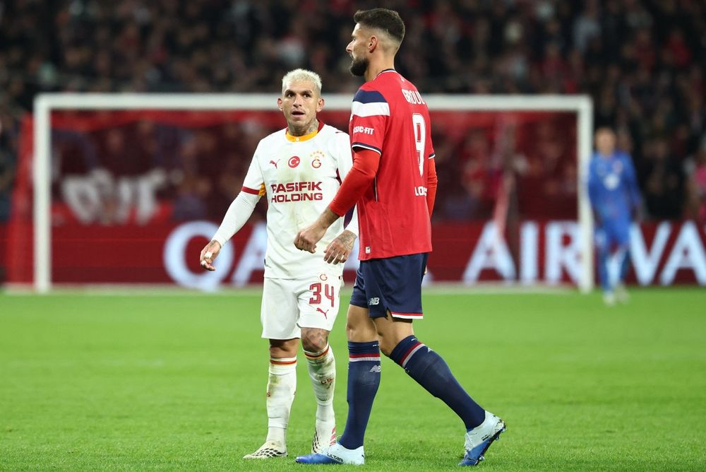 Lucas Torreira y Olivier Giroud 