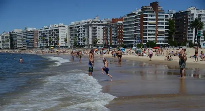 Playa Pocitos, en Montevideo
