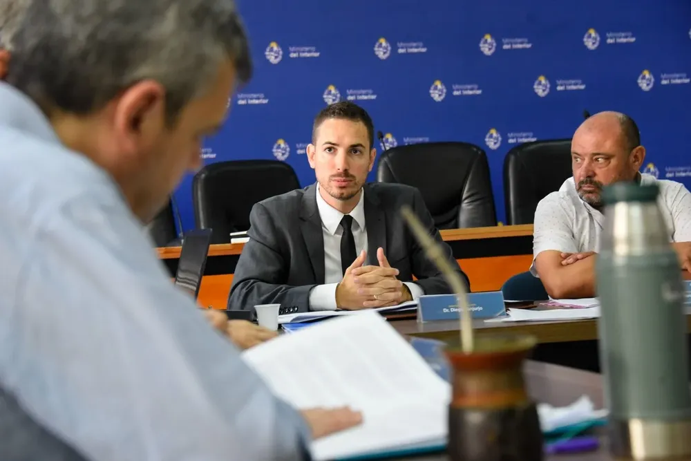 Diego Sanjurjo lideró la mesa interpartidaria sobre seguridad