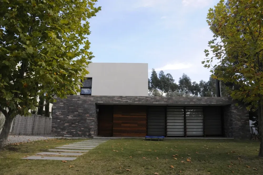 Residencia del narco colombiano en San Nicolás