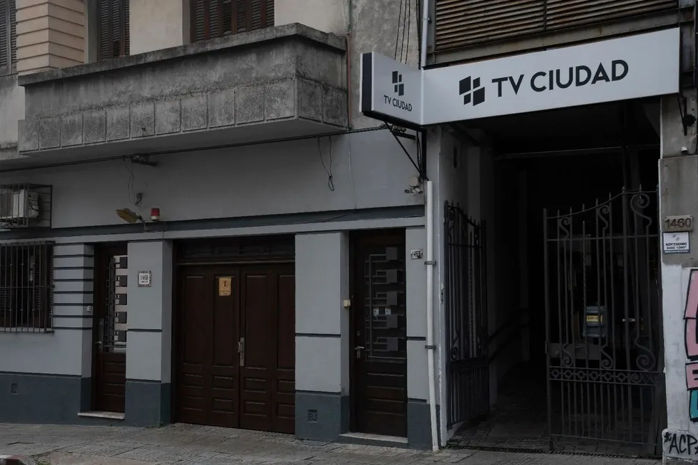Fachada de TV Ciudad. Archivo