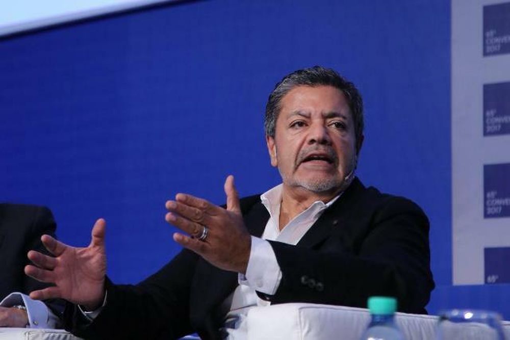 Javier Milei se juega un pleno en el Congreso y envía la reforma laboral en diciembre con el Presupuesto 2026. Javier Milei se juega un pleno en el Congreso y envía la reforma laboral en diciembre con el Presupuesto 2026.