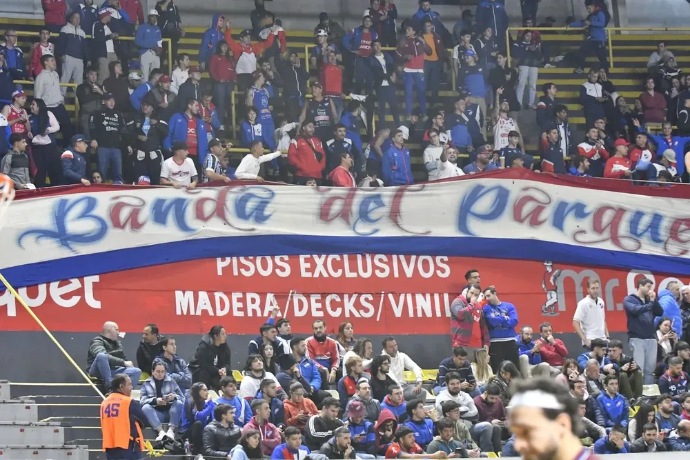 Nacional volvió a festejar en el Palacio