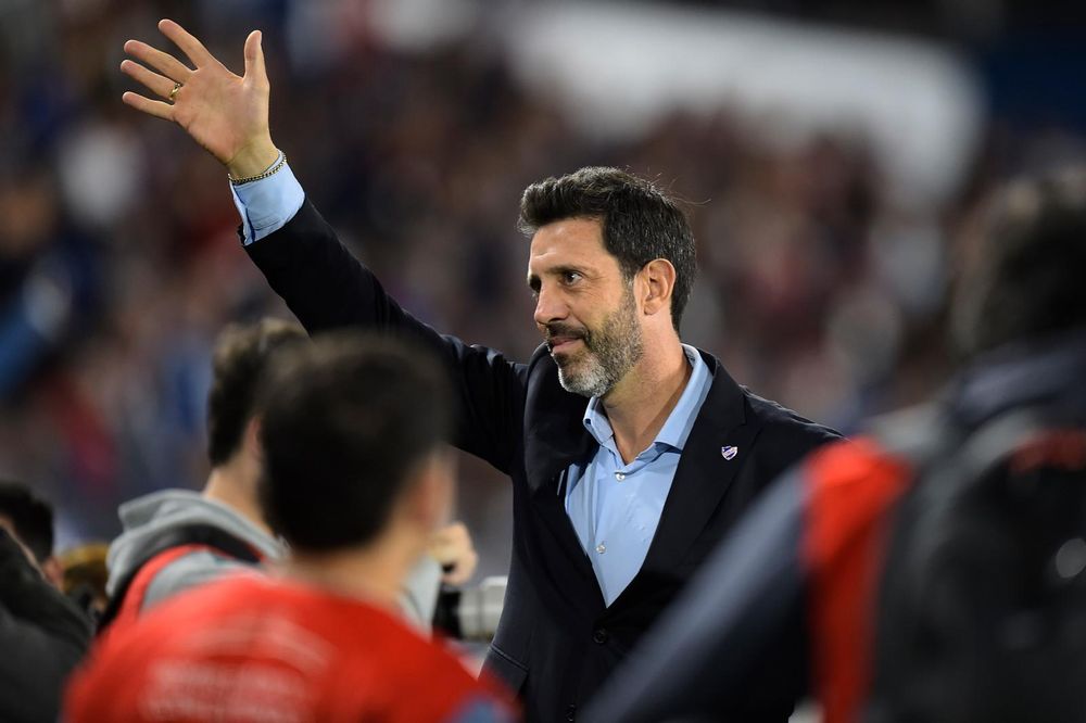 Jorge Bava debutó con buen pie en Nacional ante Cerro Largo por el Torneo Apertura