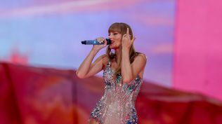 Taylor Swift, en el Bernabéu de Madrid durante el concierto del miércoles 29 de mayo.