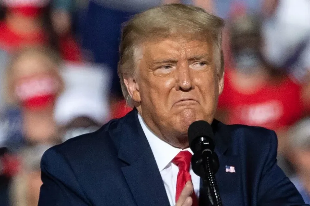 Nuevos problemas judiciales para Trump: ahora lo acusan de revelar secretos sobre submarinos nucleares