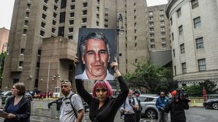 La administración Trump desmiente teorías conspirativas sobre Jeffrey Epstein y provoca la furia de figuras MAGA