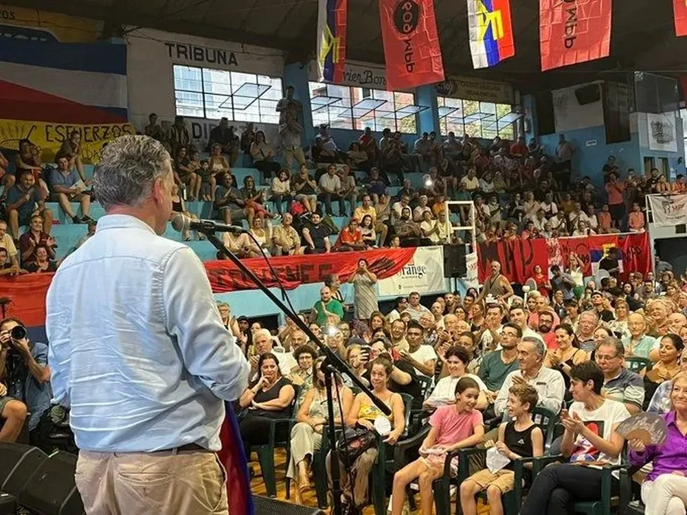 El Congreso del MPP oficializó a Orsi como candidato