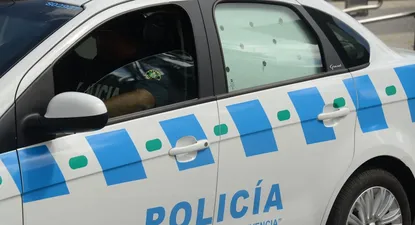 fue condenado a cinco anos por rapina pero se escapo cuando anotaban sus antecedentes