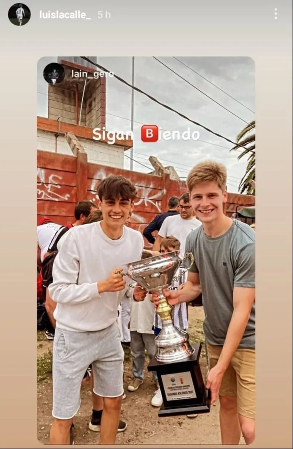 El festejo de Luis Lacalle Ponce De León y Gero Lain en Cooper