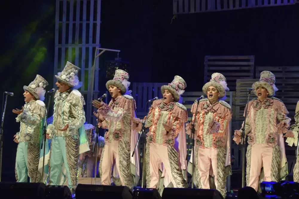 Parodistas Los Antiguos, uno de los elencos que va por un sitio en el concurso de 2019.