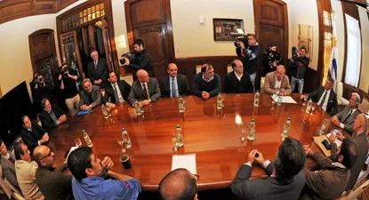 Gobierno envía otra señal a UPM con pacto para prevenir conflictos