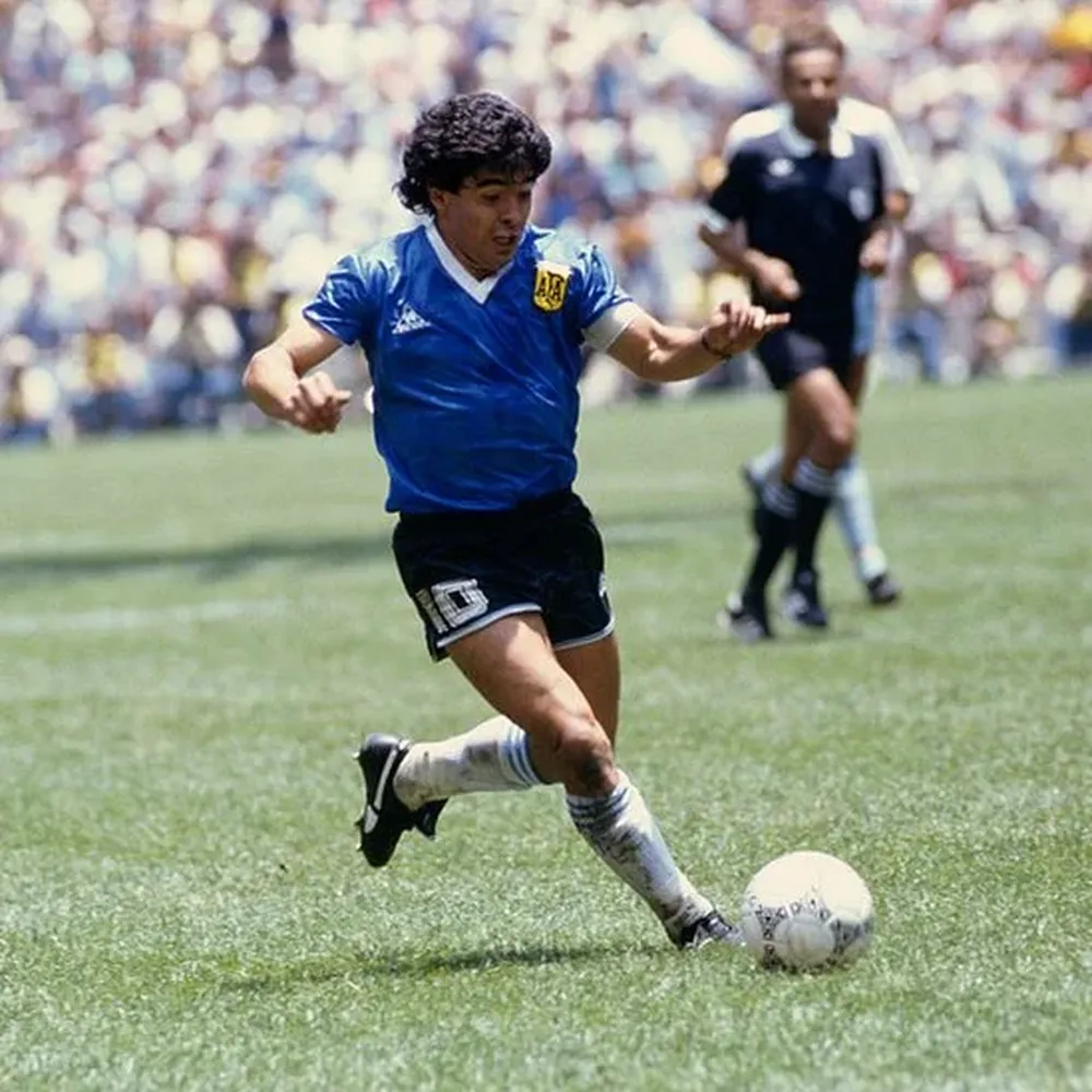 Maradona ante Inglaterra en 1986