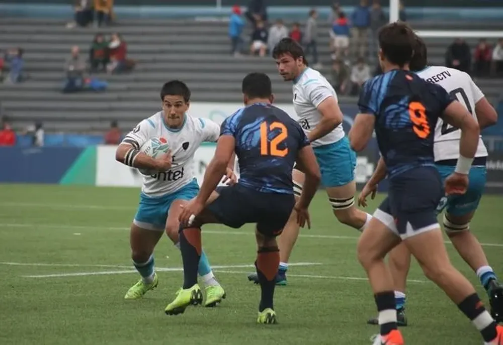Juan Manuel Cat (22) y Diana (23) dos de los jóvenes titulares de Los Teros
