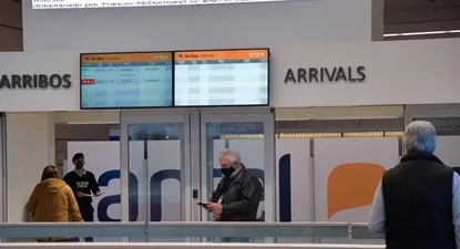 Uruguayos que viajen por turismo no tendrán subsidio por enfermedad al regreso