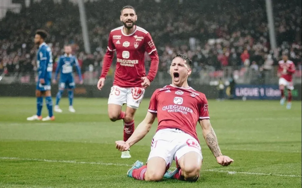 El festejo de Martín Satriano