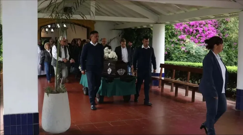 El último adios a Ricardo Ricardo Piñeiro