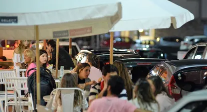 MEF extendió descuento de IVA para actividades turísticas y gastronomía hasta octubre