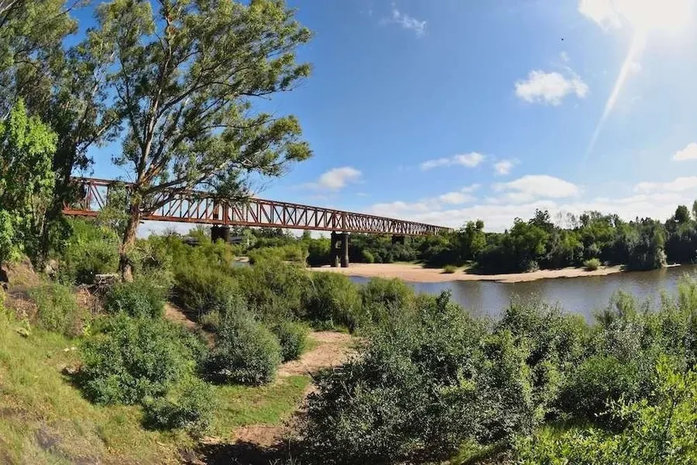 El puente tiene 143 años y es el más antiguo en su tipo en América del Sur