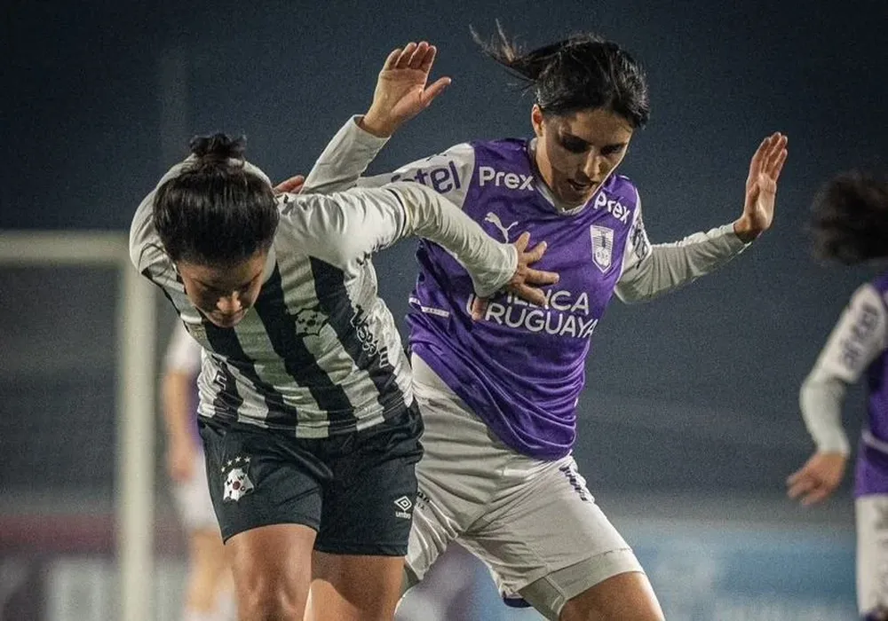 El fútbol femenino se queda sin TV este fin de semana