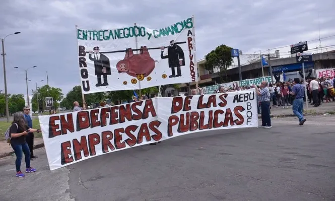Trabajadores bancarios ocupan sucursal del BROU en la Unión