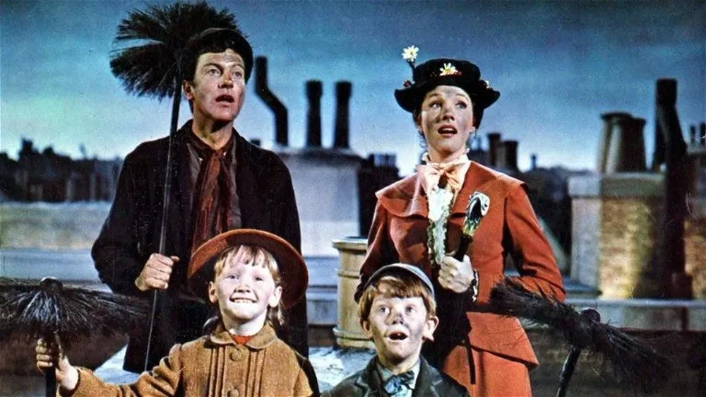 Reino Unido endurece la clasificación de Mary Poppins por el uso de lenguaje discriminatorio, según reguladora