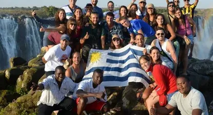 Estudiantes de CCEE en Victoria Falls, Zimbabue