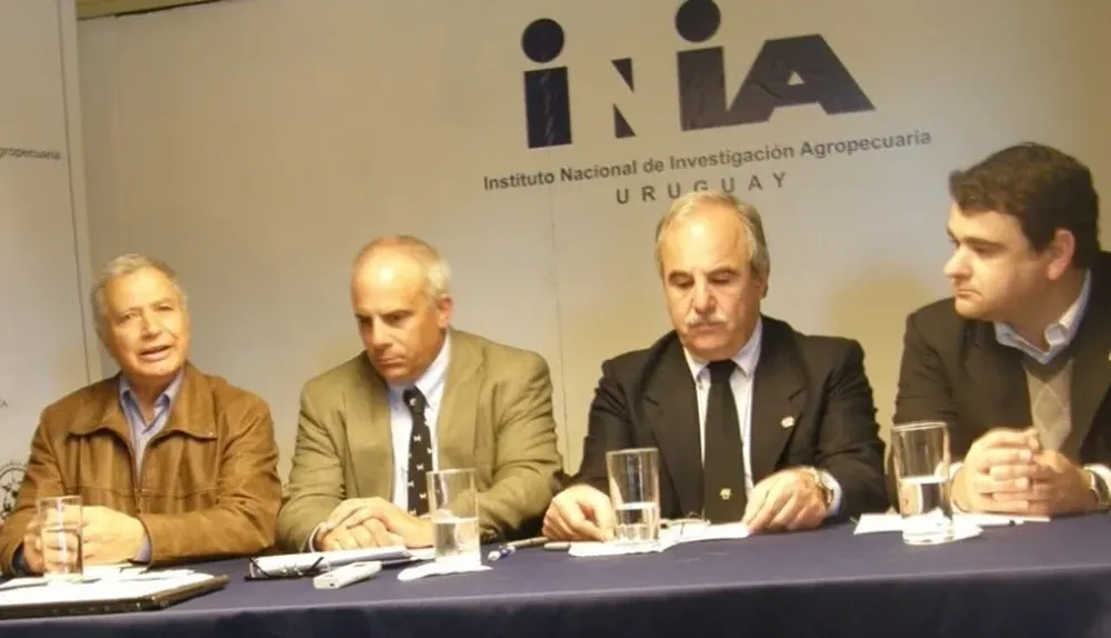 García Pintos, Roel, Echeverría y Martinicorena