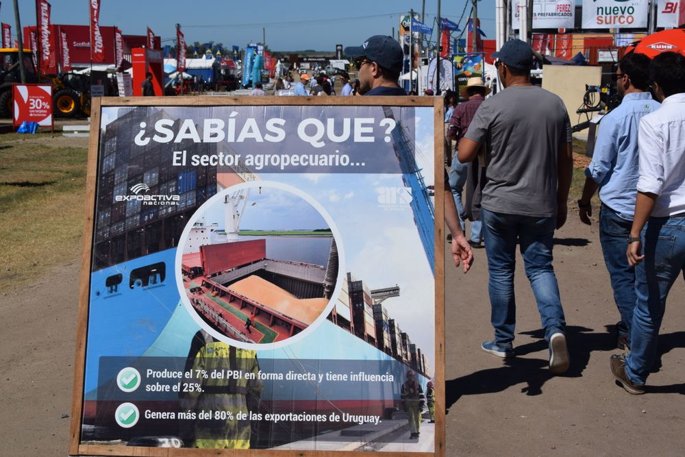 Agro: lo que aporte, al menos gran parte de ello, en ocho mensajes especiales en una de las calles de la Expoactiva Nacional 2026.