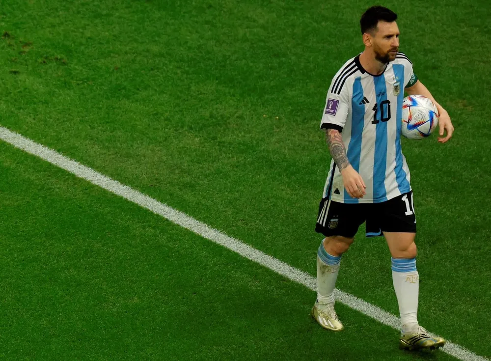 Messi le dio ventaja 1 a 0 a Argentina ante México; la Scaloneta ganó 2 a 0 este sábado