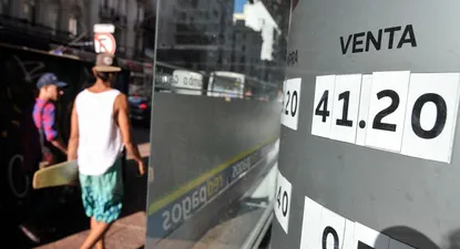 El dólar subió y retornó a la franja de los $ 40 en el interbancario