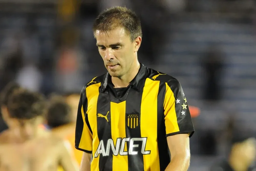 Carlos Valdez