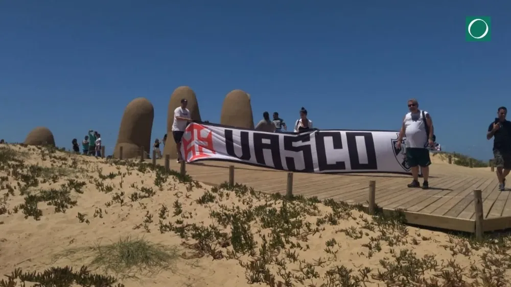 Hinchas del Vasco da Gama en Punta del Este