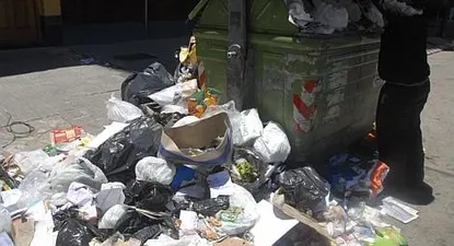 feriado del 1° de mayo: im pide que se tire basura en contenedores desde las 19 horas