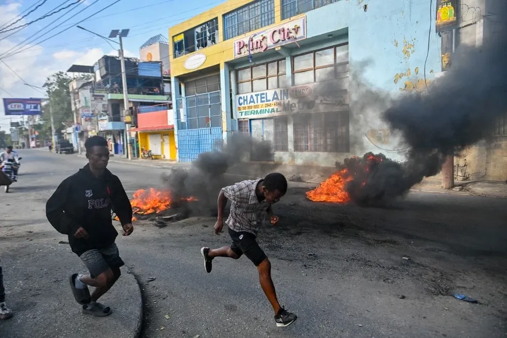 Los distintos informes apuntan a que las bandas criminales en territorio haitiano controlan el 80% de Puerto Príncipe, la capital del país caribeño.