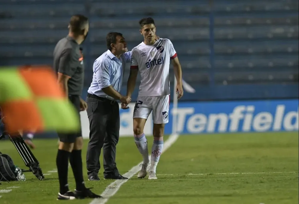 Indicaciones de Giordano a Martínez