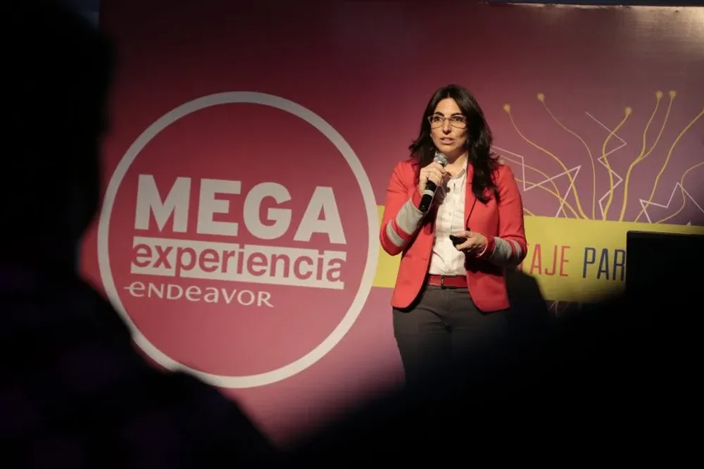 Isabelle Chaquiriand presenta los resultados del GEM