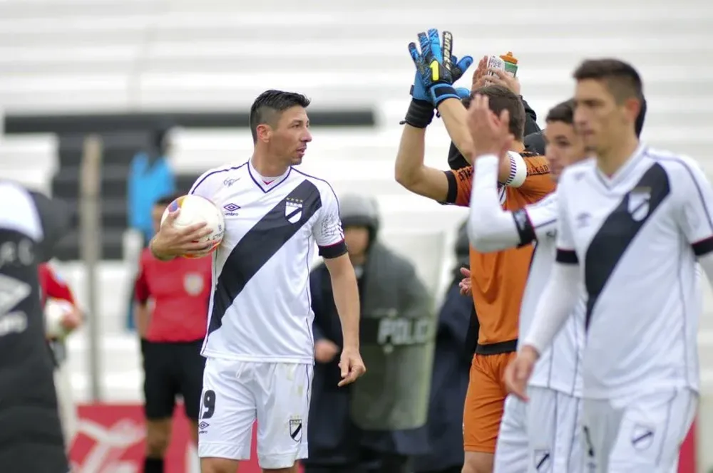 Olivera se llevó la pelota