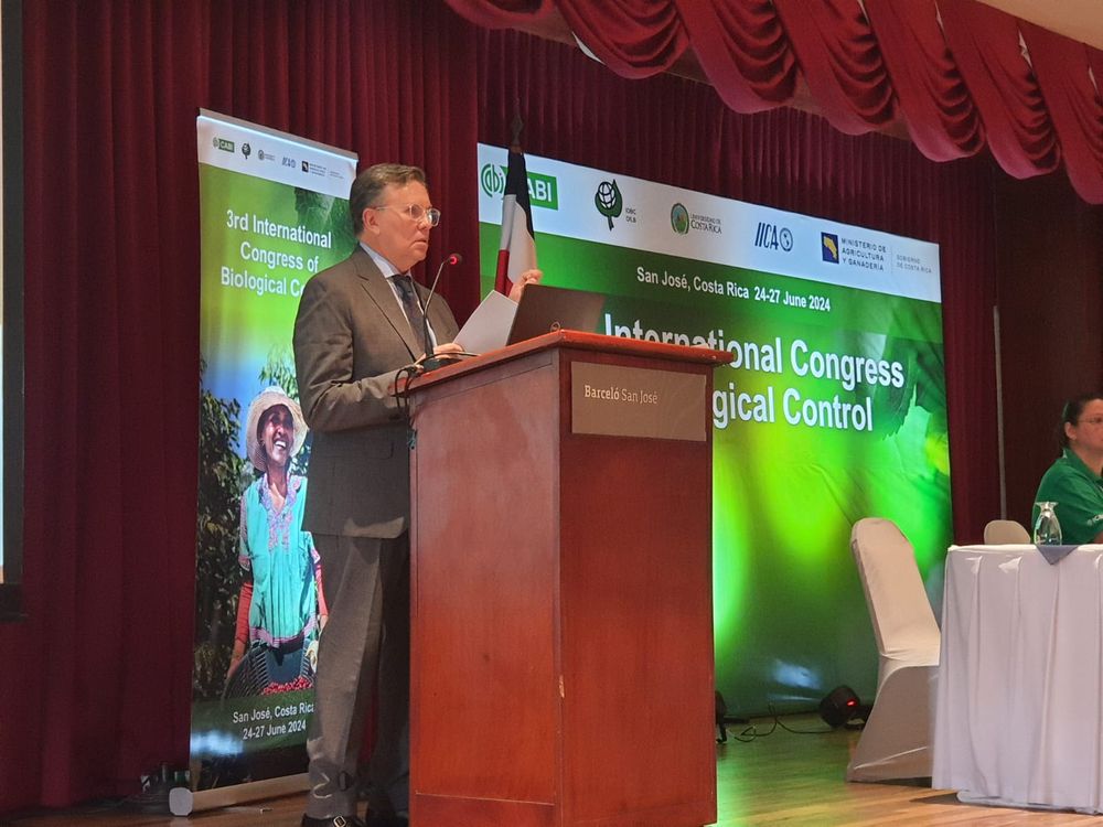 Manuel Otero recalc&oacute; el compromiso del IICA con la promoci&oacute;n del uso inteligente, cuidadoso y sostenible de los recursos naturales en los territorios rurales de los pa&iacute;ses de las Am&eacute;ricas.