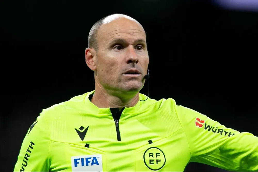 Mateu Lahoz candidato a presidir la RFEF.