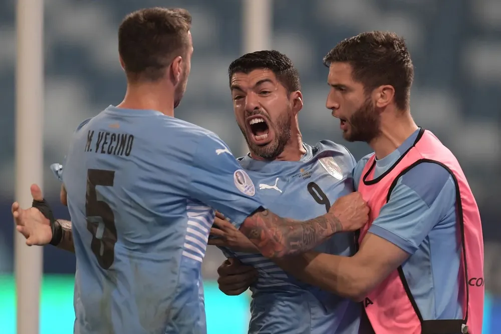 Luis Suárez celebra el empate