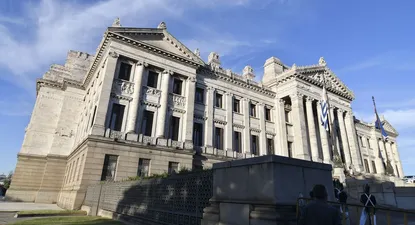 La Cámara de Representantes abrió un llamado laboral.