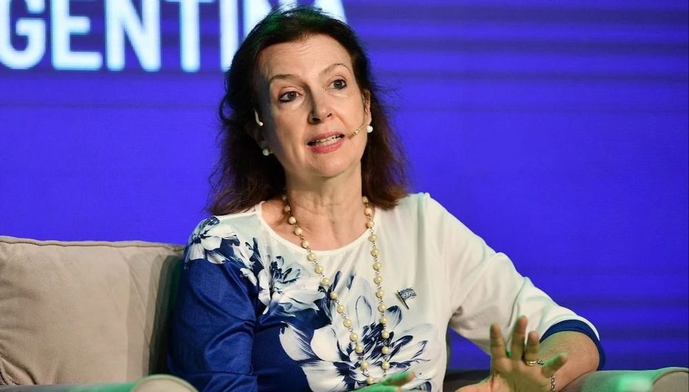 La canciller Diana Mondino le bajó el tono a la disputa con Colombia