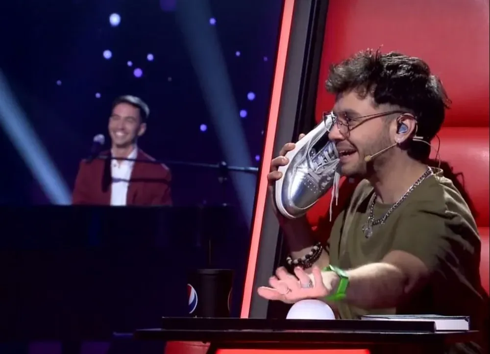 Agustín Casanova tuvo un problema técnico con el botón de su silla