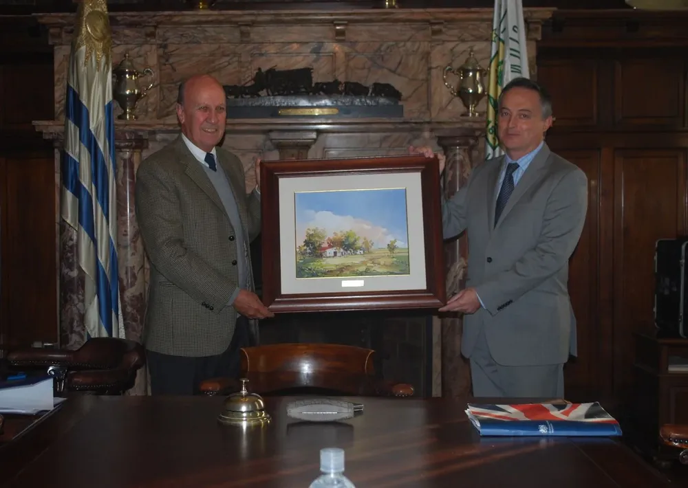 Gabriel Capurro, presidente de ARU; y Ian Duddy, embajador de Gran Bretaña.