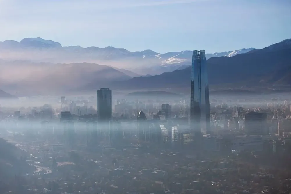 La semana pasada se decretaron tres preemergencias ambientales consecutivas en Santiago debido a la mala calidad del aire.