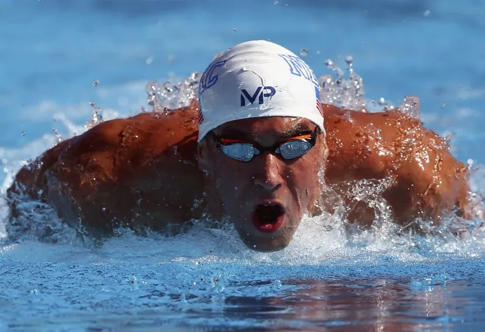Michael Phelps hizo mejores marcas en los nacionales de Estados Unidos que las realizadas en el mundial de Kazan