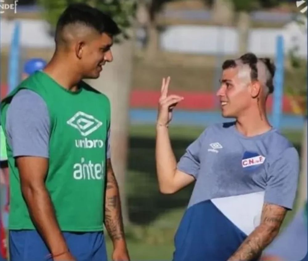 Luciano Inverso con Diego Polenta cuando fue ascendido a Primera división